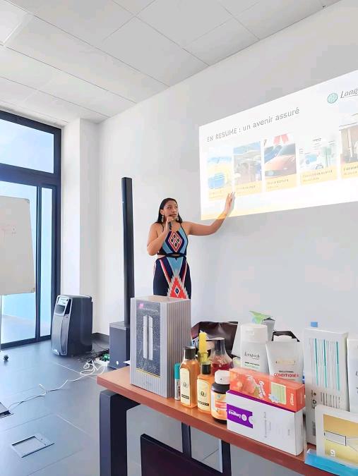 Cérémonie de présentation de Longrich